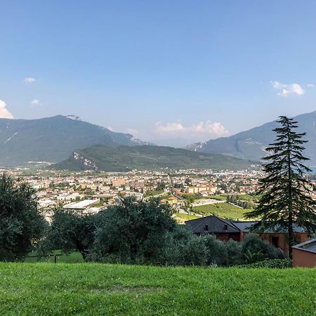 Apartament La Terrazza Di Vincent Sul Garda Riva Zewnętrze zdjęcie
