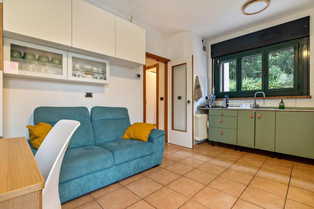 Apartament La Terrazza Di Vincent Sul Garda Riva Zewnętrze zdjęcie